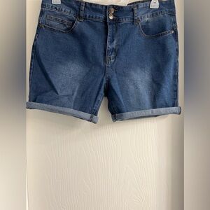 Supradenim juniors Bermuda shorts size 15